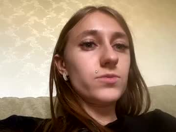 couple
        viktoria9898 cam image #2407177