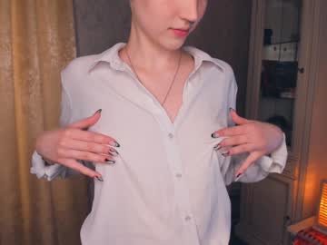 girl
        ruthgill cam image #460148