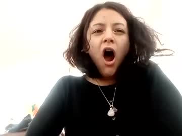 girl
        perseffone69 cam image #2171610