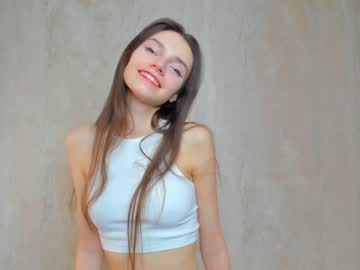 girl
        cutie_ghostie cam image #3515419