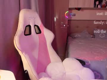 girl
        elizabethbritanny cam image #2848589