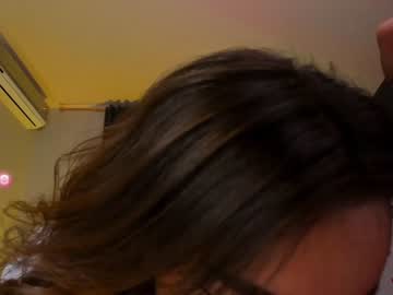 girl
        kriss_baby_ cam image #1362357