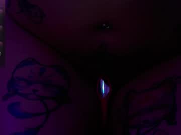 girl
        ginger_pie cam image #6219114