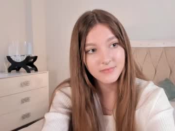 girl
        ohwherearemymanners cam image #3964874