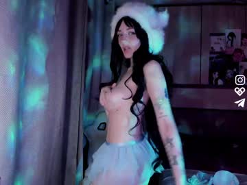 girl
        elizabethbritanny cam image #5830751