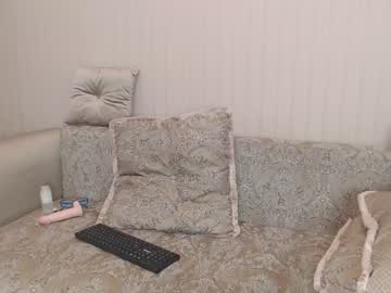couple
        sexyru_couple cam image #2429918