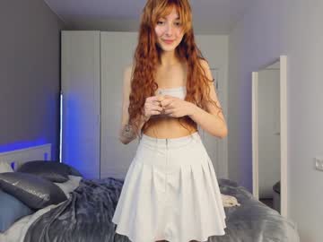 girl
        jennifer_ewans cam image #1440355