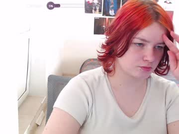 girl
        cherry_night666 cam image #5055019