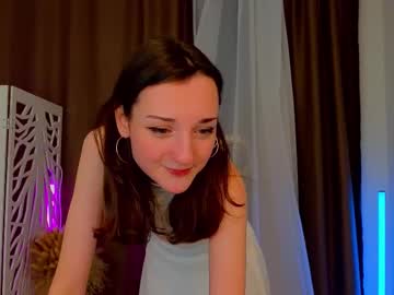 girl
        nikol0ll cam image #6276244