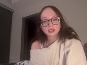 girl
        blubella cam image #3532286