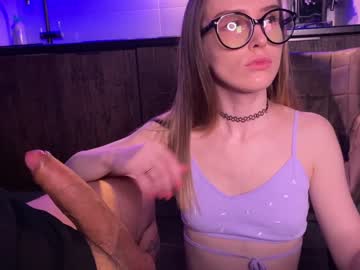 girl
        wankerspleasure cam image #1944443