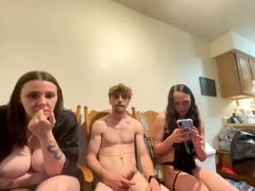 couple
        trippyscenes cam image #6672453