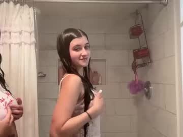 girl
        juliamithh cam image #4301576