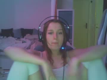 girl
        exy_ cam image #5618023