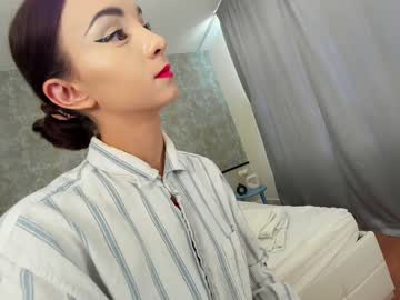 girl
        ehotlovea cam image #6615052