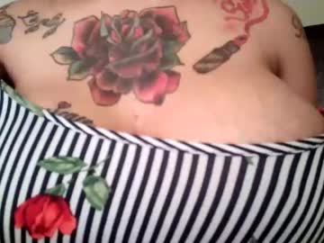 girl
        creamyexotica cam image #315381