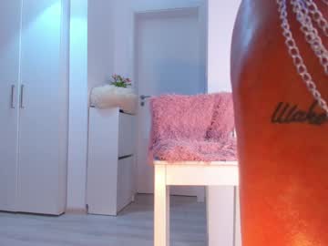girl
        eves_bodyxxx cam image #4827556