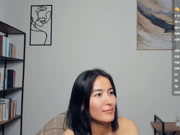 girl
        sue_kotara cam image #6266342