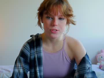 girl
        sisypheanlove cam image #1129550
