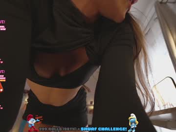 girl
        hannahjames710 cam image #4785893