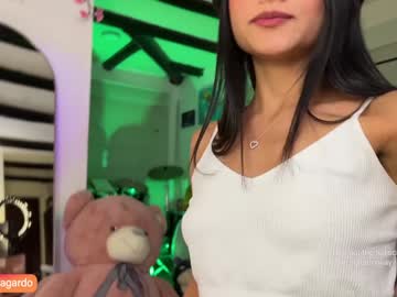 girl
        sweet_littleee cam image #6491253