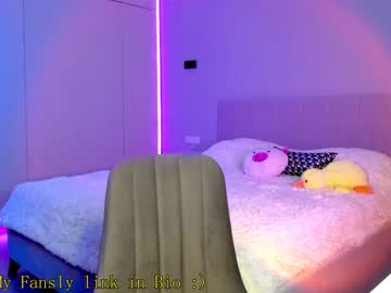 girl
        _passion_show_ cam image #327997