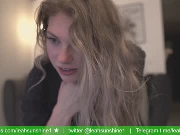 girl
        leahsunshine cam image #1132817
