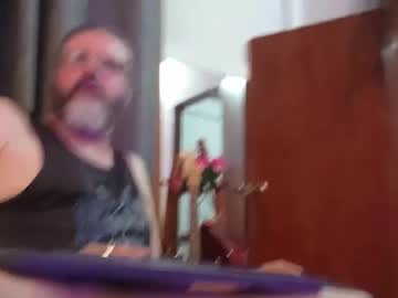 couple
        cheeseburgerjesus cam image #5010135
