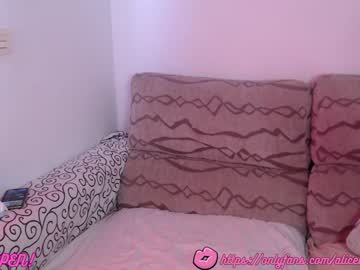 couple
        yourfavasiangirl cam image #1726018