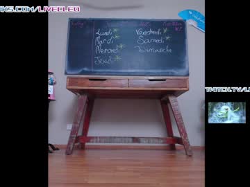 girl
        livecleo cam image #6871690