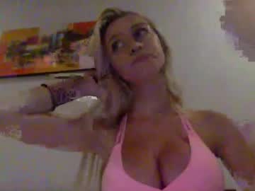 girl
        rileybabyboobs cam image #6287571
