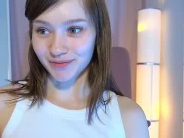 girl
        bless_sheila cam image #1608013