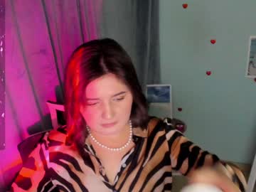 girl
        jennie_berry cam image #5381001