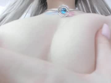 girl
        lulissa cam image #4848157