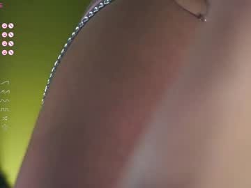 girl
        audreycarvin cam image #6118504