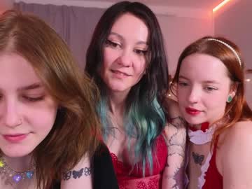 girl
        my_parisss cam image #3135371