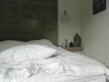 couple
        slemgem cam image #214670
