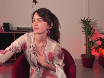 girl
        marmuse cam image #2090187