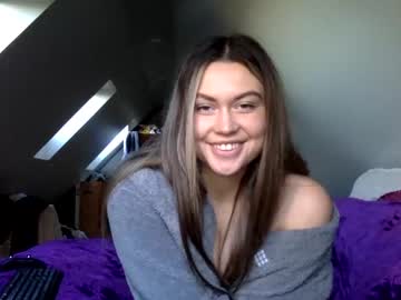 girl
        jesskissme cam image #3256792