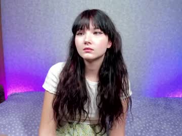 girl
        miya_oni cam image #15422