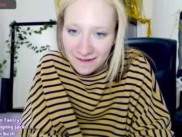 girl
        kali_the_goddess cam image #3659581