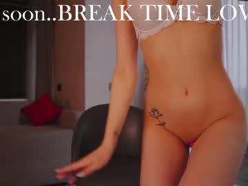 girl
        angella_kleee cam image #523690