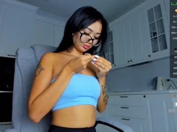 girl
        miyong_7 cam image #199302