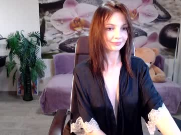girl
        jennycutey cam image #193424