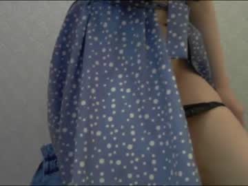 girl
        playful_goldie cam image #1775904