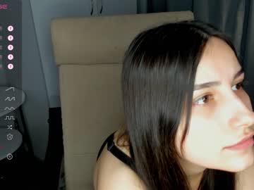 girl
        tiaharvey cam image #3049990