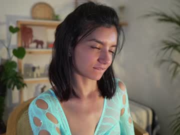 girl
        urcutelinda cam image #3610583