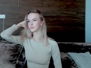 girl
        marieblackwell cam image #1667593