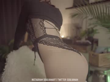 girl
        soulvanah cam image #944416