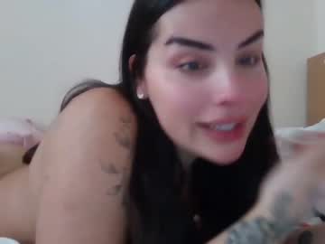 girl
        chloekittenuk cam image #3929605